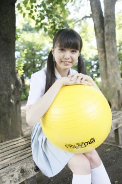 蜜桃女孩动漫